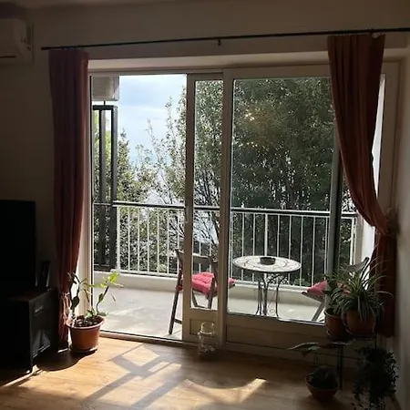 Beautiful Waterfront *