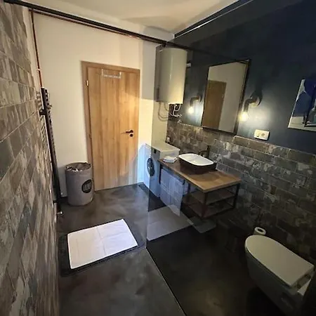 Beautiful Waterfront *